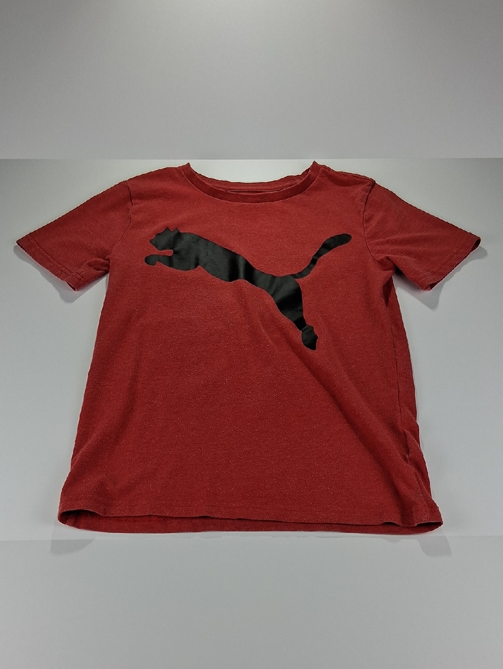 Boys Puma Short-Sleeve Tee Shirt Size Medium (10/12) Red with Black Cat Logo